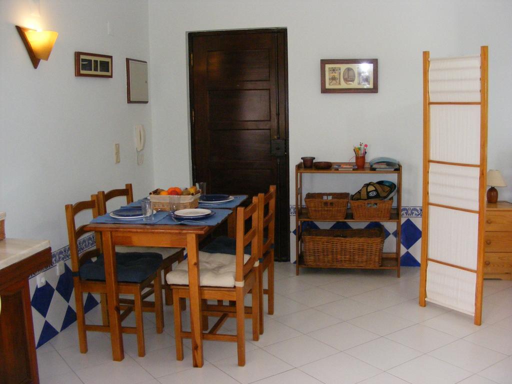 Apartamento Navegantes Apartment Sintra Bilik gambar